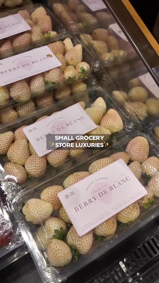 @WholeFoods Luxuries:
🍷 A good bottle of wine
🍓 Fresh strawberries
🧀 Fancy cheese
🍦 A pint of Lick Honest Ice Creams
I’m not saying money buys happiness, but it’s a pretty good start. 💅🏼