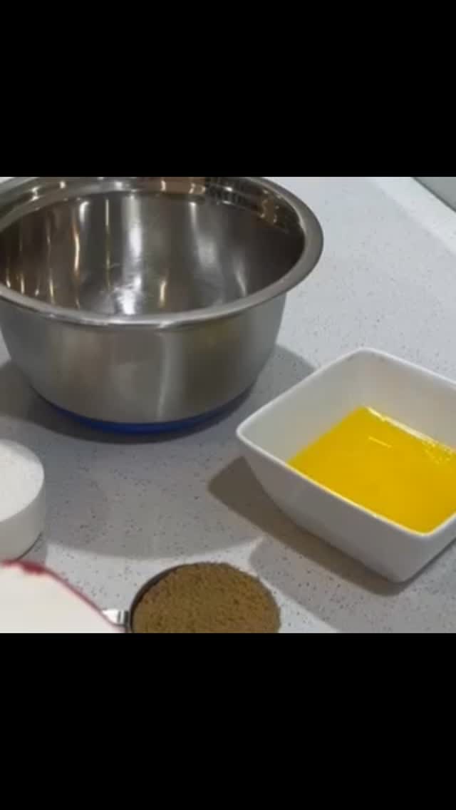 From scratch, every time ✨
Measuring, mixing, pressing and baking the perfect base for our caramel slice
The foundation of one of our most-loved treats.