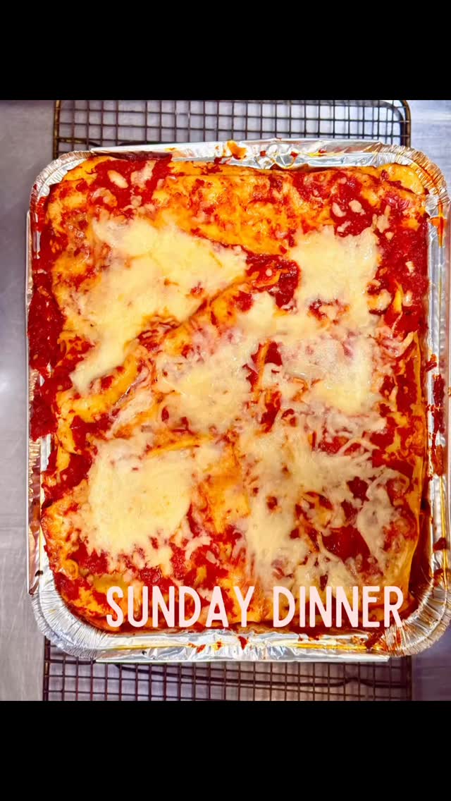 Make the most of this gorgeous day with a lasagna dinner outside — only 2 large remain, 1 small. From your oven to the patio 🤗
www.kitchentableomaha.com
Dine IN, Takeout, Door Dash!
Thank you for choosing: small, local, scratch-made, with love
Making food that makes you feels good — eating with the seasons, a little something for everyone ✨
Shop Small x Eat Local