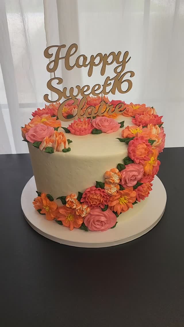 🌸 Sweet, vibrant, and blooming with personality 🌸
This floral Sweet 16 cake was all about celebrating Claire in full color! From the hand-piped buttercream blooms to the bright summer-inspired palette, every detail was made to make her day extra special. 💕✨
Happy Sweet 16, Claire! Here's to a year as beautiful as this cake. 🎂🌺
#Sweet16Cake #ButtercreamFlowers #FloralCake #BirthdayCake #CustomCakeDesign SweetSixteen CakeArtist CelebrationCake AtlantaBaker ButtercreamCake @karmaconfectionsatl