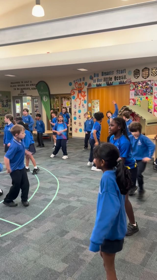 Feeling the rhythm in our 3/4’s STOMP session today 🕺💃