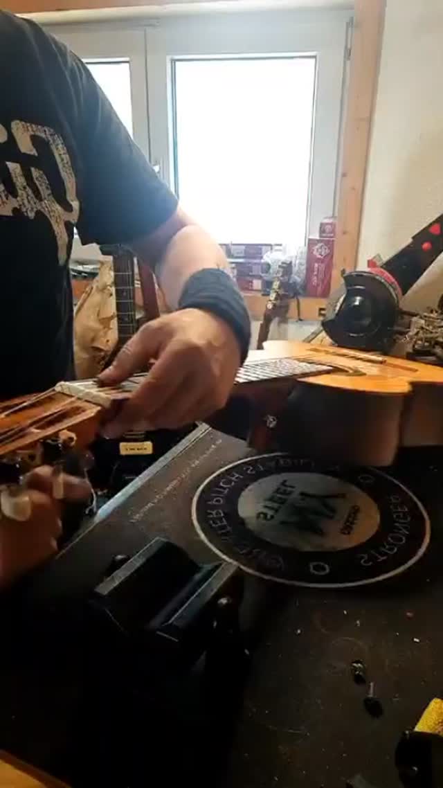 ‼️Rock'N'Roli's Repair Shop Vol. 229‼️Kundenauftrag Klassikgitarre. ♥️