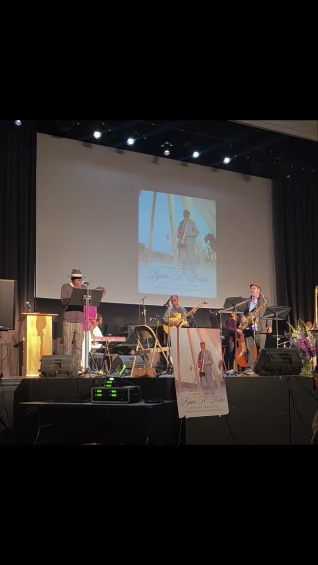 At the Celebration of the life of @ryanpapaporter... listen to the message. ππΏπ€π
@josefleimberg
@jamael_dean
@charliebereal
@seansondrenegger
#goodgriot #voiceoftrombone