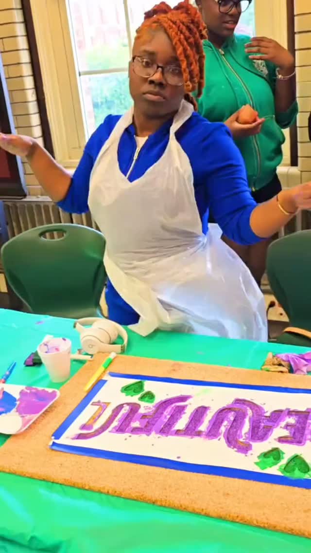 ✨ Thank you WOW for setting the vibe and empowering the young ladies through affirmation doormats! 💖🏡
Ready to create your own experience? 🎉
📩 Book Kraft it Up today!
#KraftItUp #EmpowerHer #CreativeVibes #KraftingExperience #ChicagoEvents