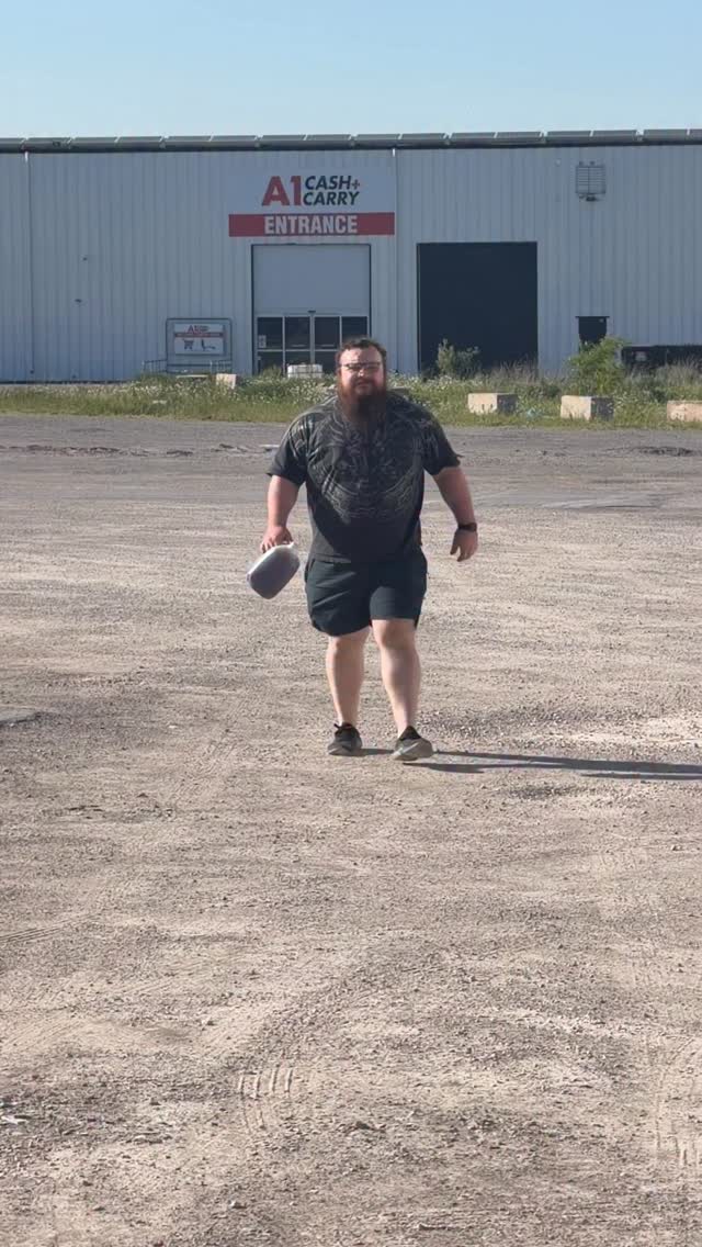 @full_primal_power arrives in Niagara Falls to take down king Zottl & @arias_strength this Saturday!!!
#powerlifting #powerliftingmotivation
