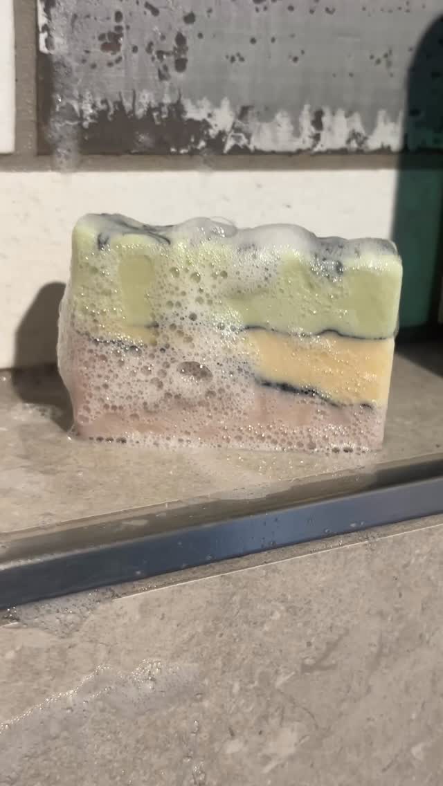 A new bar of soap is exactly what your shower needs.
This bar is the Coco Lavender bar. It’s a highly moisturizing bar with both tallow and cocoa butter. It smells sweet and earthy and has a wonderful creamy lather. And it’s cute too 👀
Don’t forget this Saturday is my last scheduled market day til late August at @eastonfarmersmarket so be sure to stop by and stock up for summer!
#artisansoap #naturalskincare #farmersmarketfinds #cleanbeauty #smallbatch