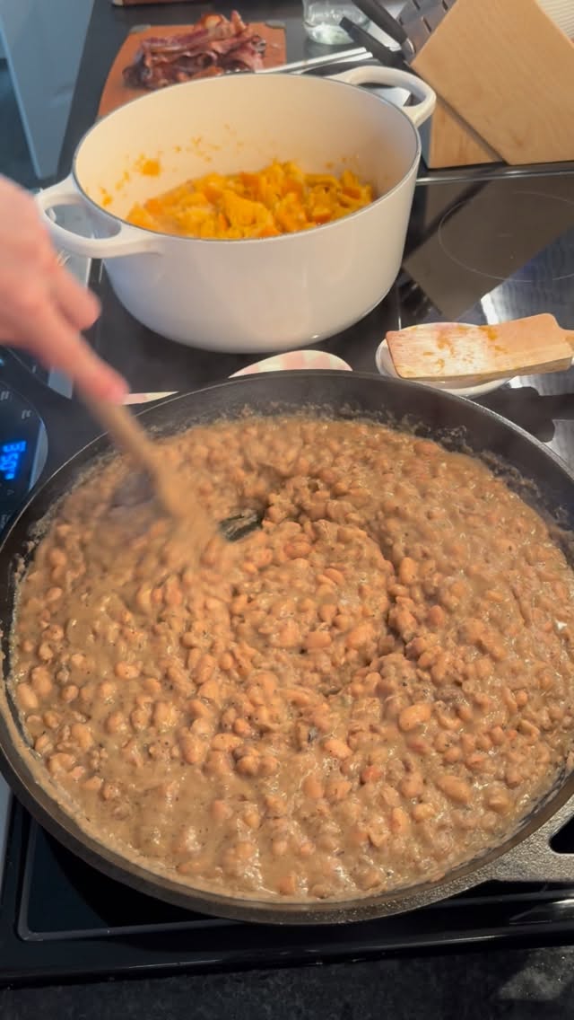 Save this for later, the best homemade refried beans! It’s so easy to make them at home, more affordable, and taste so so much better than canned beans! 🫘
Ingredients:
1 onion
1 jalapeño
4 cups of pinto beans
8 cups of water
1 pack of bacon
1 teaspoon dried oregano
2 teaspoons of dried cumin
1-2 teaspoons of salt
Pepper to taste
1/2 a stick of butter
Optional 3 cloves of garlic
Rinse the beans throughly and soak in a large bowl of water for 12-24 hours. When ready to cook drain and rinse thoroughly. Add 4 cups of beans and 8 cups of water to a pot with the diced onion and jalapeño. Simmer until beans are tender about 2-3 hours. Or, can cook in a crock pot on low for a work day! When the beans are close to being tender in a separate skillet, cook your pack of bacon. Once the beans are tender save two cups of the water and drain. Add the drained beans to the skillet with the bacon grease, cook beans and slightly smash, add dried oregano, cumin, salt and pepper. When the beans are just about to finish add half a stick of butter 🧈 if your beans are too dry add some of the reserved liquid! These make the best bean and cheese burritos or pear with any meal!
#beans #delicious #cheapmeal #easyrecipe #affordable