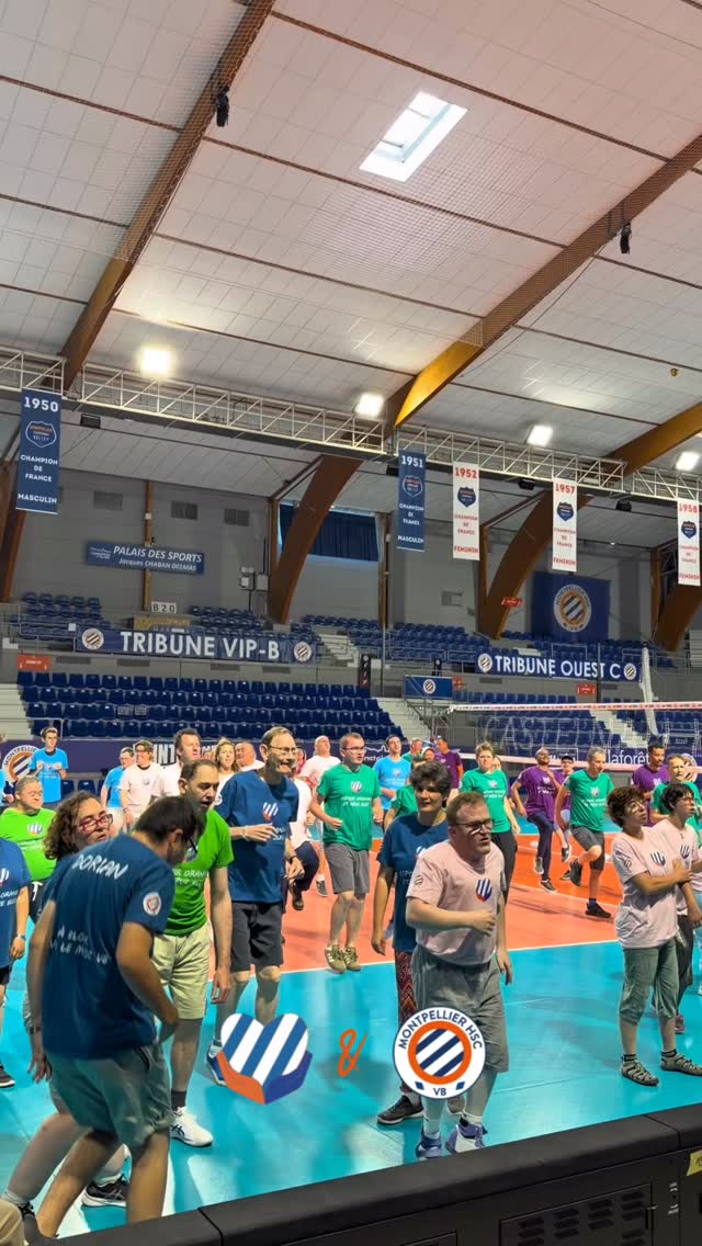🧡 ESPOIR ORANGE & RÊVE BLEU 💙
Retour en vidéo sur la 2nde édition de l’évent À BLOCK EN MAI 😊
#volleyball #mhscvb #espoirorangeetrevebleu #handicap #solidarité