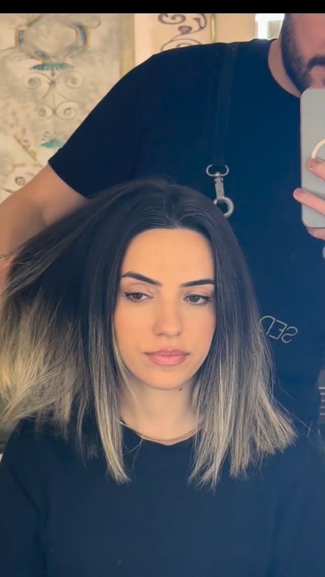 RENK DEĞİŞİMİ VAKTİ GELDİ ✨
Koyu ve karanlık tonlara veda ettik.
Yoğun ombre tekniği ile adım adım sarının en ışıltılı tonlarına ulaştık.
Kontrollü açma + güçlü bakım = hayal ettiği sarışınlık.
Sen de sarışınlık için hazır mısın?
📩 Randevu & analiz için DM ve Whatsapp
👉 +90 533 776 64 74 👈
#ombre #sarışın #blondehair #hairtransformation #yoğunombre saçrenklendirme haircolor istanbulkuaför hairreels beforeafter blondegoals