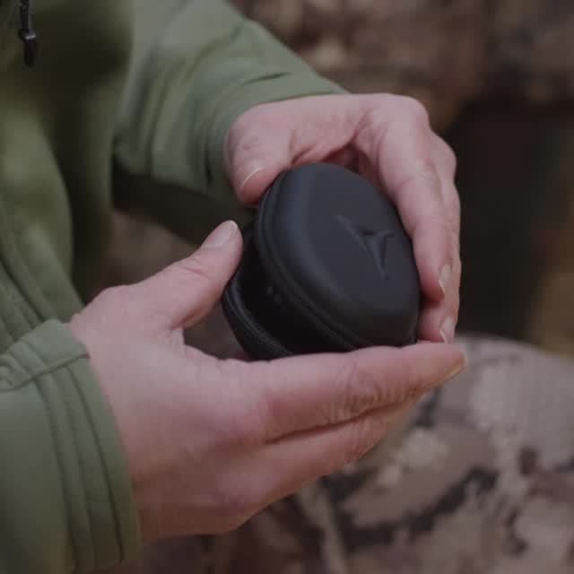 See, feel, trust. These short clips show Decibullz staying put through movement — real retention when you need it most. Our DIY mold heats and shapes at home for a snug, personalised fit that cuts noise without cutting comfort. Comfortable for long shifts, reliable outdoors, and tough on loud environments. Want proof? Watch the comparison clips and decide for yourself. Link in bio. 🎯🔇👍 #HearingProtection #Decibullz #WorkSafe #OutdoorGear #UKShooters #IndustrialSafety #ComfortAllDay #DIYFit