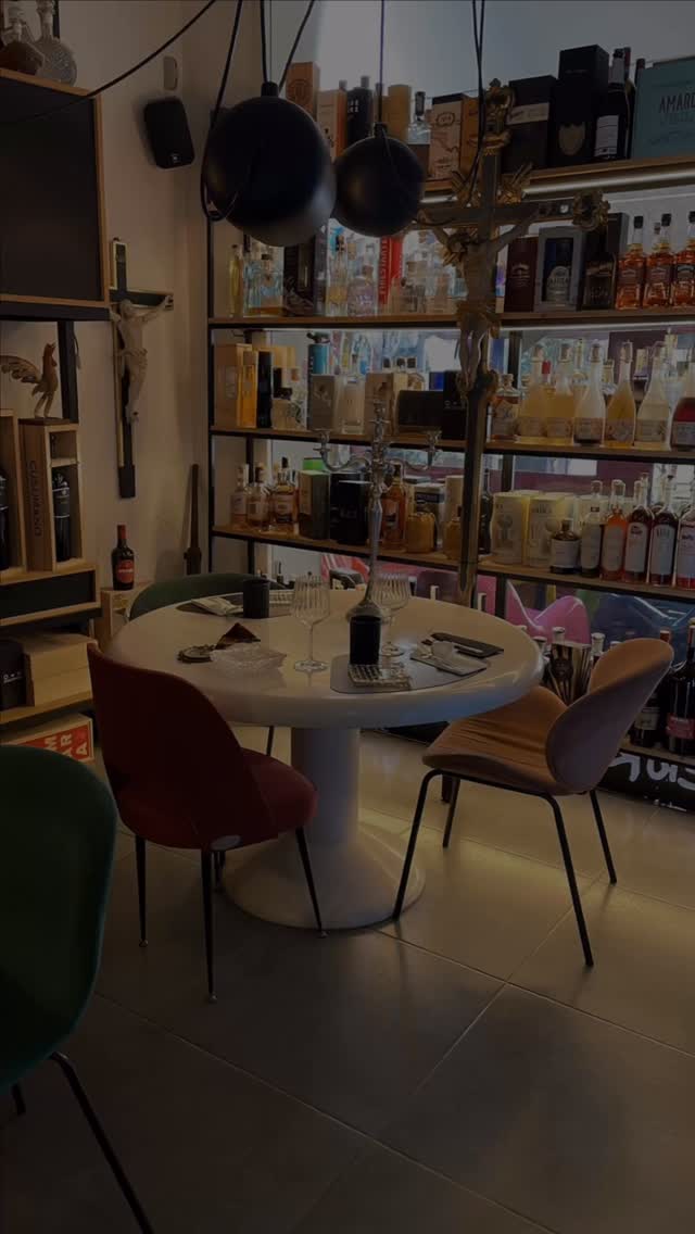 SciùRum Restaurant & Lounge
#cocktailbar #pizza #restaurant #aperitivo #steakdinner