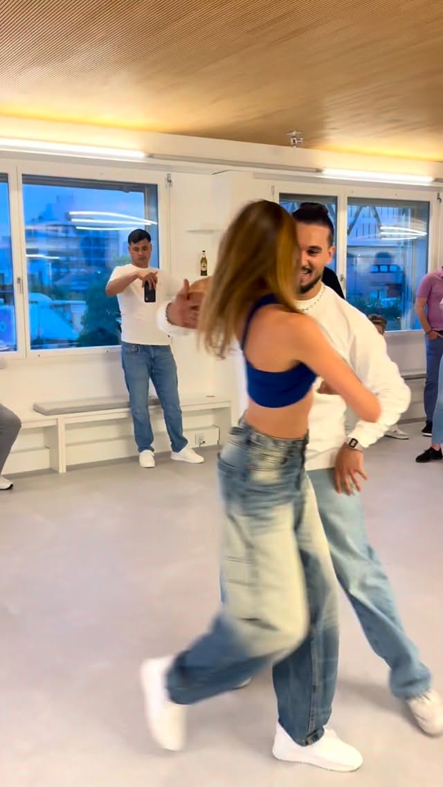 What a workshop & demo from these two 🥰🫶🏻 Thank you so much for coming! We enjoyed it so much 🔥🔥🔥🔥