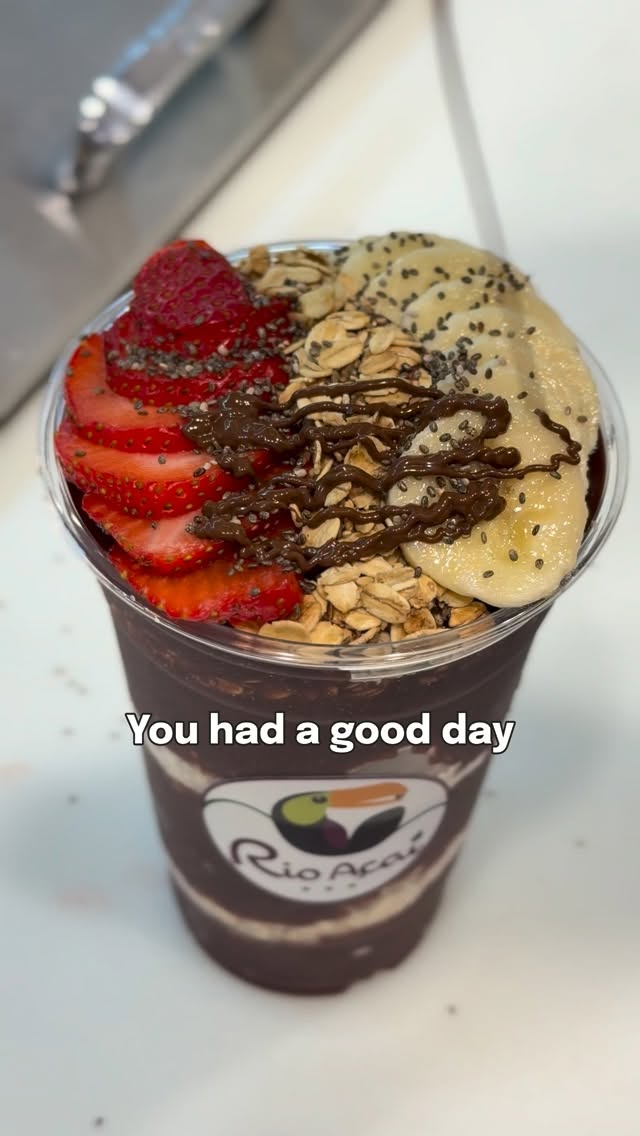 Every occasion is a good occasion for Rio Açaí 💜
Whether you’re celebrating, taking a break, meeting friends, or simply treating yourself, Rio Açaí is always the perfect choice!
Come enjoy your favorite açaí with us ☀️
—
Chaque occasion est une bonne occasion pour savourer un Rio Açaí 💜
Que ce soit pour célébrer, faire une pause, retrouver des amis ou simplement vous faire plaisir, Rio Açaí est toujours le choix parfait!
Venez déguster votre açaí préféré avec nous ☀️
#RioAcai #GatineauEats #GatineauFoodies #QuebecFoodie #Outaouais