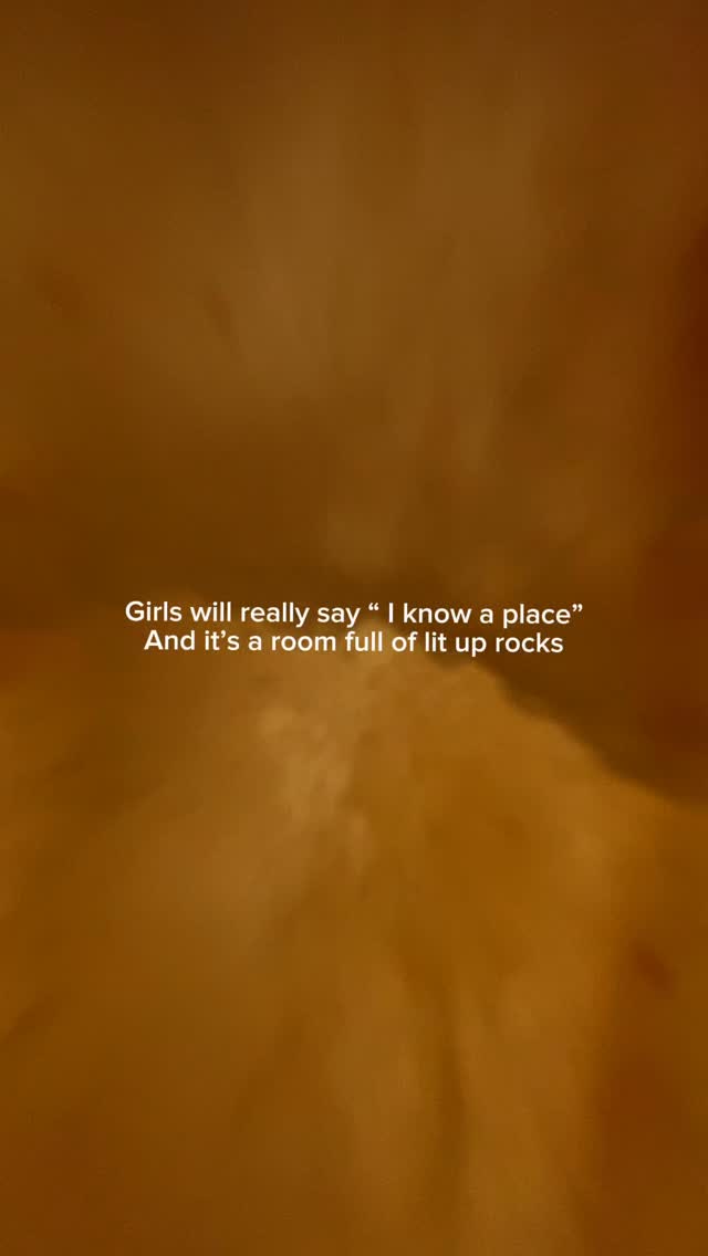 Itโs me ๐๐ปโโ๏ธ Iโm girls. This is my Himalayan salt room
Do you like it?
#spaday
#himalayanpinksalt
#saltroom
#carsoncity
#spa
Would you want to hang out in the Himalayan salt room?