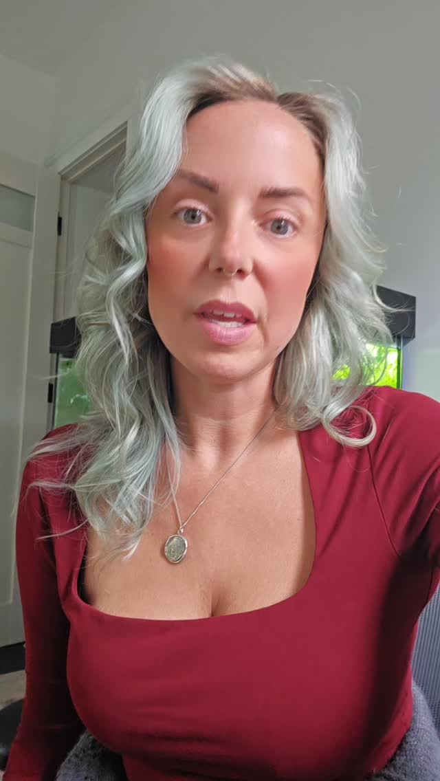 You didn't fail. The map was wrong.
There is a version of you that has her energy back. That wakes up and actually feels rested. That shows up fully — for her kids, her business, herself.
She's not a different person. She's you, with the right information.
How much have you spent trying to feel better? You don't have to answer — but I want you to sit with that number. Then tell me: what's the one thing you haven't tried yet? DM me "map" if you're ready to stop guessing.
#functionalmedicine #holistichealth #epigenetics #healthjourney #womenshealth