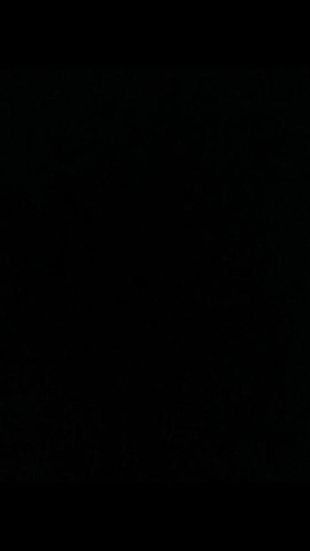 Hei fra en gravidfotograf som elsker mennesker. 🤍
Denne fotograferingen var så vakker å være en del av.
Selv om mamma ofte er hovedpersonen på gravidbildene mine, er det noe helt spesielt å få se kjærligheten mellom hele familien. Måten de ser på hverandre. Måten de ler sammen. Måten de tar vare på hverandre.
Og hver gang blir jeg minnet på noe viktig:
Mamma bærer ikke bare et barn under hjertet sitt.
Hun bærer ofte hele familien rundt seg med kjærlighet, varme og omsorg. 🤍
Tusen takk for tilliten. Det er et privilegium å få dokumentere disse små øyeblikkene som en dag blir de største minnene. @linneilen 🤍
#motherhoodjourney #gravidfotografering #maternityphotography #familylove #kgphotography