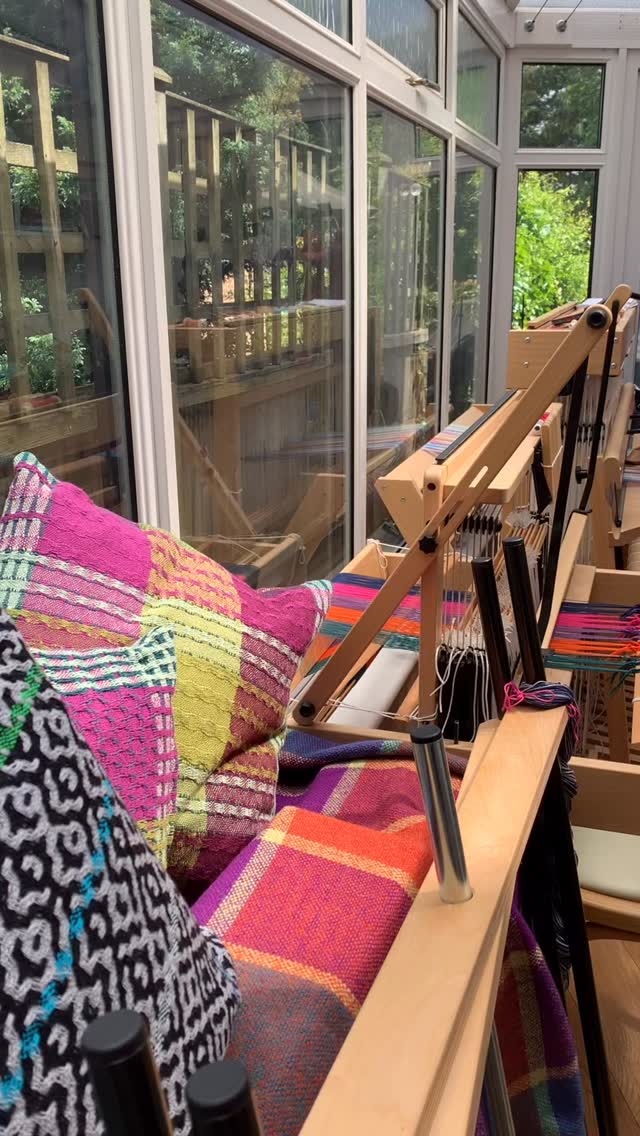The studio doors are open! ✨
Today is the first day of @surreyartistopenstudios and I’m delighted to be welcoming visitors to Studio 92 on the @south_farnham_artists_trail.
Come and see where the weaving happens, explore my handwoven scarves and textiles, and discover the process behind each piece.
📍 Studio 92
🗓 Open this weekend, then every Thursday–Sunday through to 21st June
I’d love to see you if you’re out exploring the trail!
#SurreyArtistOpenStudios #SAOS #SouthFarnhamArtistsTrail #OpenStudios #WeavingStudio | HandwovenTextiles | TextileArt | HandwovenScarves | FarnhamArtists Studio92 | SupportArtists | MadeInSurrey | WeavingLife | TextileDesign