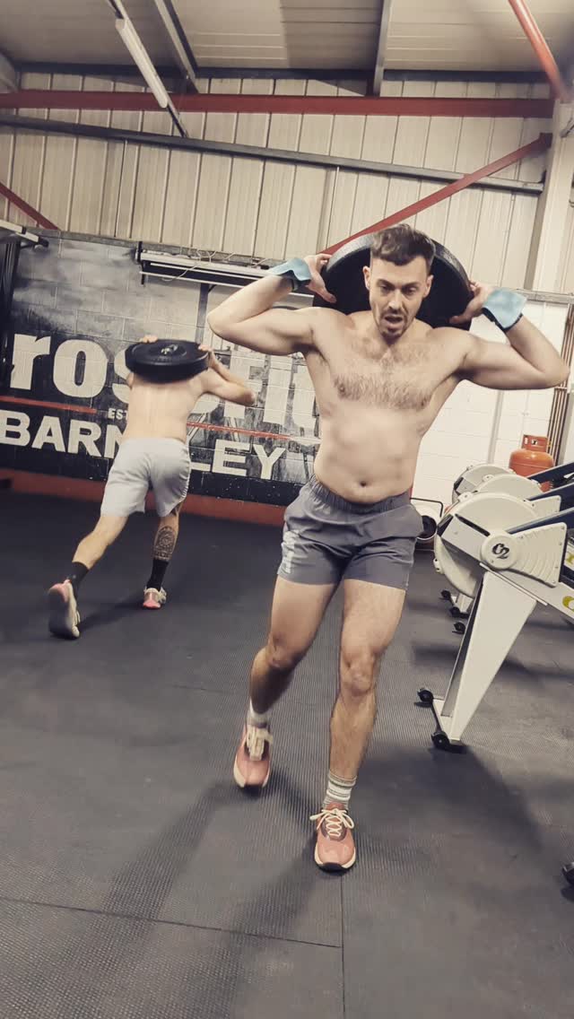 Member shout out β¨οΈ
Happy Birthday @dominicbryning
One of our awesome coaches, father to be and all round big time massive πͺ
This guy is always smiling whether he is taking part or delivering the pain coaching π
Hope you have a fab day, no one will care about your birthday next year with a little one round π€£
#crossfitbarnsley #birthdayboy #membershoutout