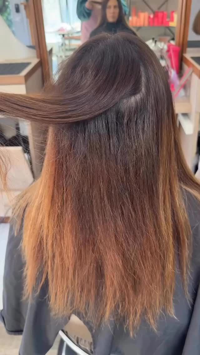 SUMMER IS APPROACHING ☀️
If you’ve been asking about our PuraLuxe treatment, this is your frizz-control + shine-boosting upgrade without going full heavy keratin.
What does it do?
• Smooths frizz + flyaways
• Softens texture (without completely flattening curls unless desired)
• Adds incredible shine + silkiness
• Makes blowouts faster + easier
Best for:
💁♀️ Frizzy, humidity-prone hair (hello New Jersey summers 🥵)
💁♀️ Clients who want smoother hair while keeping movement
💁♀️ Color-treated or lightened hair that needs extra polish
💁♀️ Blowout lovers who want longer-lasting results
Ready to spend less time fighting frizz this summer? ☀️ Would you try a smoothing treatment this summer?
DM us “SMOOTH” for pricing, availability, and to find out if PuraLuxe is right for your hair.
✨ Performed by Stephanie #StephanieAtCiros
#behindthechair #stylist #puraluxe #elmwoodparknj stephanieatciros frizzfreehair smoothhair njhair njs
