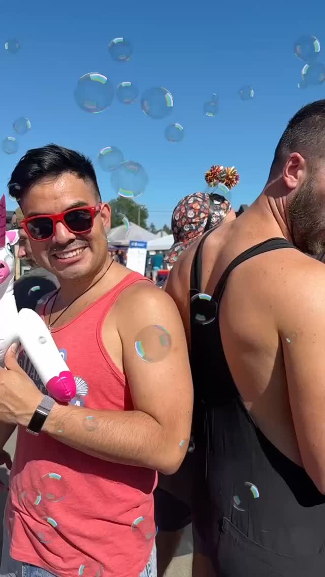 Love is love baby! Come Pride Spin with our 360 Booth this Sunday for Pride Night with the Seattle Seawolves!
#seawolves #pridenight #mvpphotobooth #mvp360booth #360photobooth