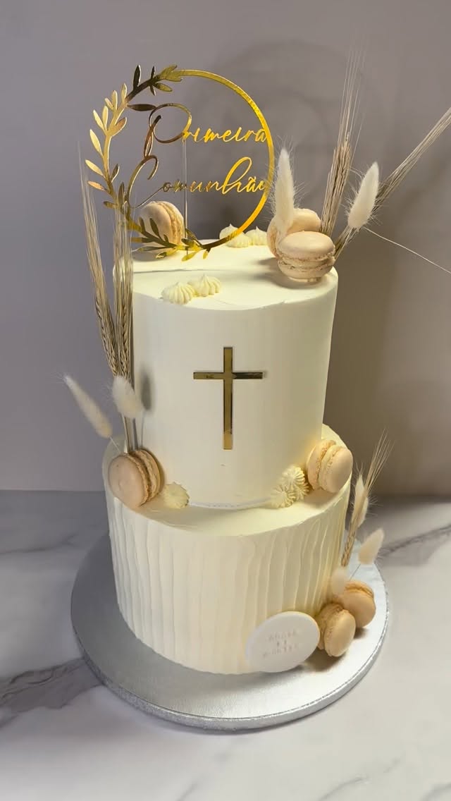 ✨
#sucreetcel #ecublens #cake #cakedecorating #gateaupersonnalise