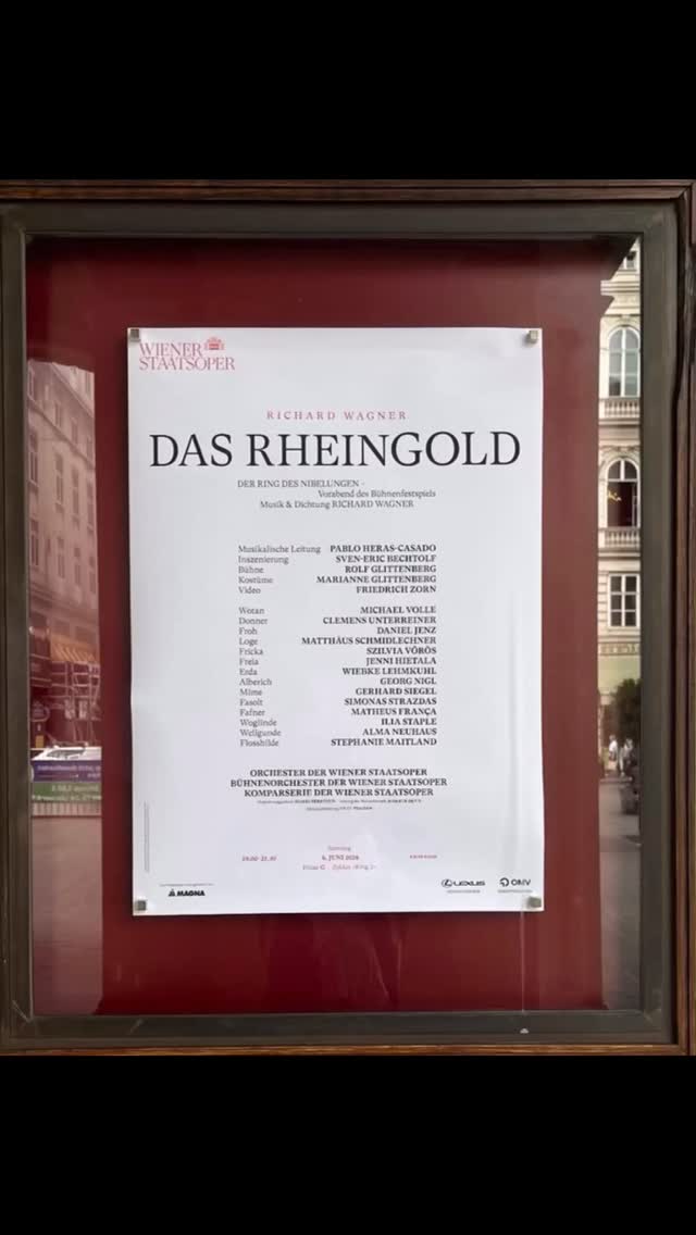 DER RING im HAUS AM RING 🎶 HEUTE donnere ich zum letzten Mal als Rheingold DONNER in dieser tollen Inszenierung 🤩 TOI TOI TOI to ALL 👍 @Clemens Unterreiner @wienerstaatsoper #ClemensUnterreiner #wienerstaatsoper #donner #thor #rheingold 📸©️CU |