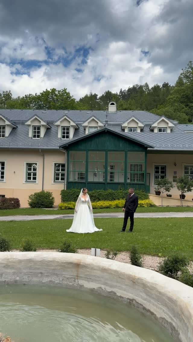 K&R 🤍
#svadobnafotografka #svadobnyfotograf #svadobnefotenie #slovakweddingphotographer