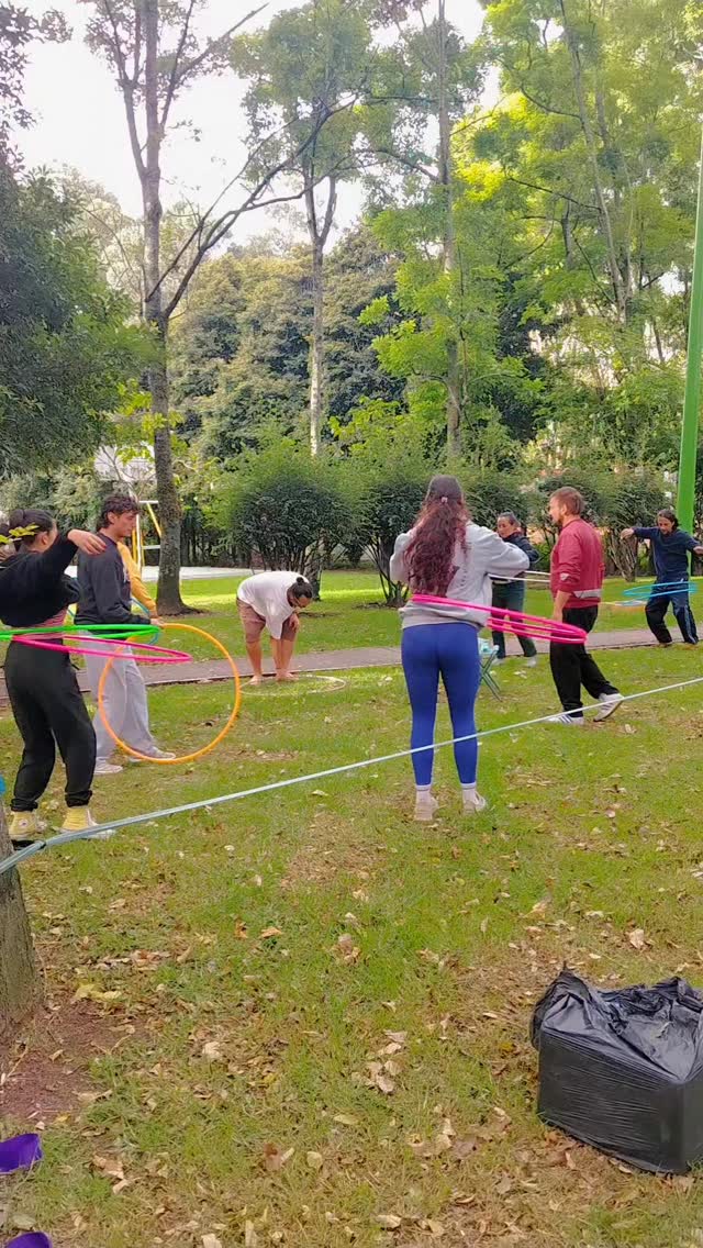 No olvides seguir nuestra cuenta @escuelaslackbogota
Si quieres conocer de verdad a alguien, te decimos cómo en éste video. Quédate hasta el final para inscribirte a nuestros talleres gratis. Entrenamos miércoles de 4 a 6 PM y domingos de 2 a 4 pm.
#desarrollopersonal #slackline #slackboard #teusaquillo #hulahoop