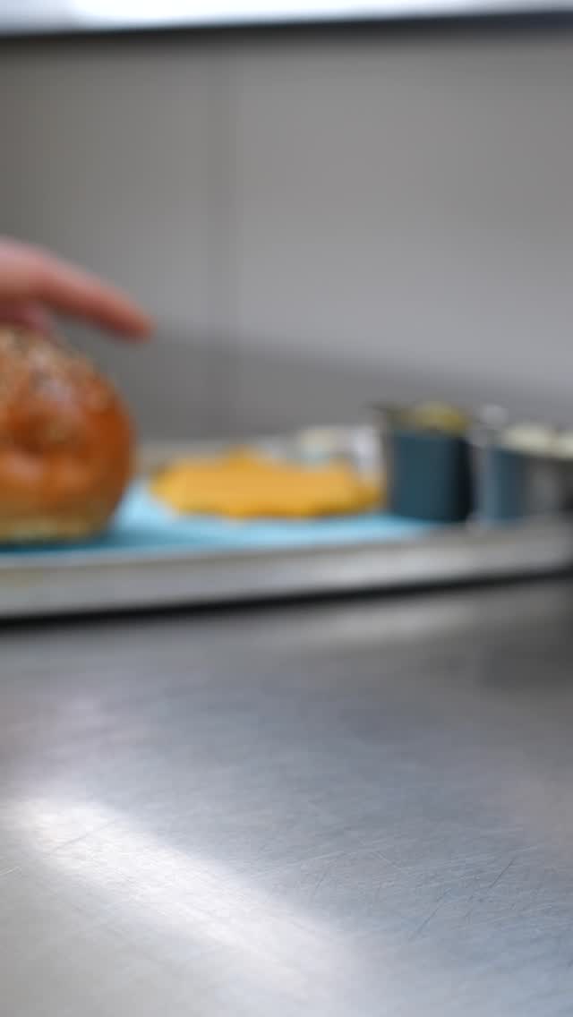 This time next week we will be knee deep in burgers @burger_fest_uk and we can’t wait 😜
Hang around till the end of the video to check out our menu
@madd_creatives 🎥