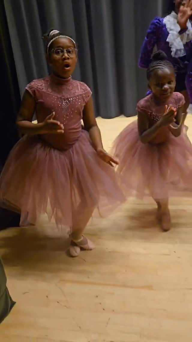 EVERYBODY ATE🎀🎀🎀
A great Sunday of shows! Wishing all of you a restful Monday!