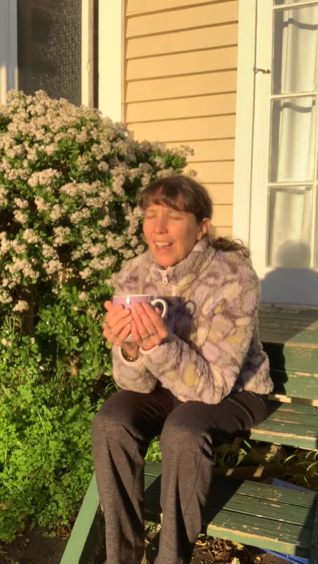 Will you take a moment to slow down your pace, settle into a little peace, fill up your cup?
This is your chance to be intentional and committed to your wellbeing, this Saturday afternoon. Theres still spaces to book in for our “Yin yoga, Cacao Ceremony and Sound Journey” known as Heart Resonance.
From 2:30pm-5pm Saturday June 13 @the_loft_yoga_lounge
Join me @spirited_gitavali and Justin @kohaelproject for an unforgettable experience. Snacks will be served with a cup of herbal tea after so we can connect and share.
#auckland #wellnessretreat #slowdowntime #selfcare #soundhealing