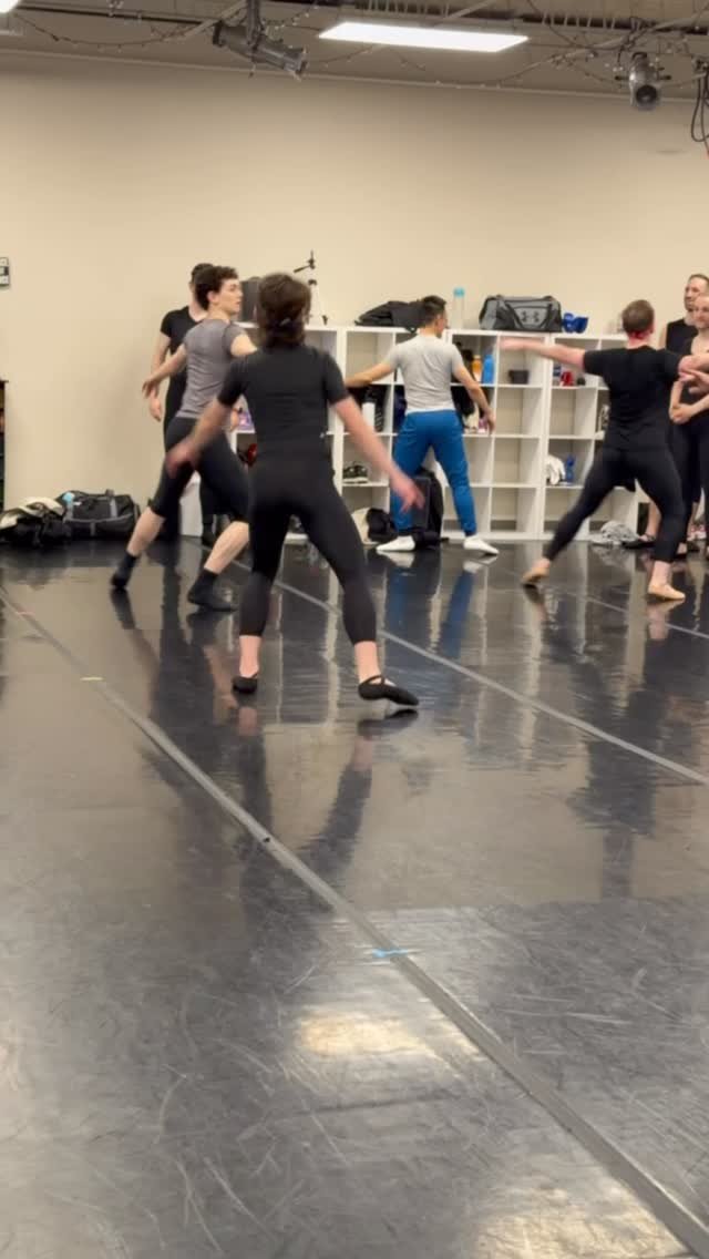 Potential lives in the body. Dance sets it free ✨💪🎶🎵#themaledanceconnection #ballet #adultdancer #balletclass #dance