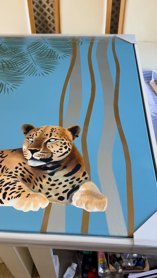 I’m delighted to be a part of David Shepherd’s Wild Life Artist of The Year Awards 2026.
Saudade (The Dreamer) has made it to the finals and will be exhibited in September at The Mall Galleries, in London.
I love to tell a story through my art. I like to create a mood and atmosphere, often depicting a tranquil and calm setting with a tropical atmosphere and a sense of quiet watchfulness..
I’m so excited for September, thank you @dswfwildlifeart @dswfwildlife
#dswfwildlifeartistoftheyear #dswfwildlifeartistoftheyear2026 #wildlife #contemporary