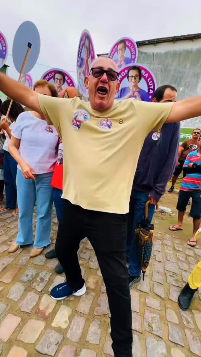 A caravana do time de Lula percorre a Bahia de cabeça erguida. Aqui tem história, tem entrega e tem lado: o lado do povo e ninguém vai nos humilhar!