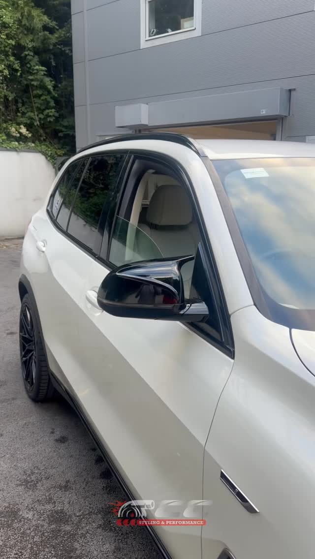 BMW x5 call out in Waterford Windows dechromed Top rails dechromed
Fitted front gloss grill
Mirror caps
Spoiler
DM to book in today #fyp #bmwli̇fe