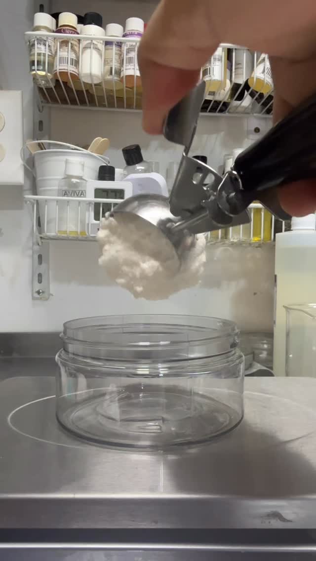 Looks like Ice cream 🍨 Vanilla Coconut Whipped Soap Scrub has entered the chat 🤍