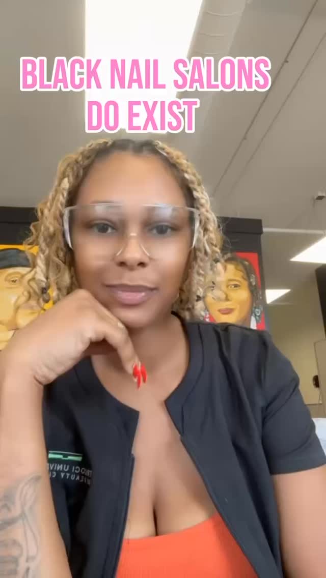Y’all said it’s time to find a nail tech who actually knows your name 😌💅🏽
This Sunday I’m offering $35 short basic sets so you can check out my work, catch my vibe, and see if I’m your new personal nail tech.
Think of it like speed dating… but for nails 😂💕
No long-term commitment, just a chance to see if we’re a match. If you love your set, welcome to The Starr Society ✨
📍Indianapolis
💅🏽 Short Basic Sets – $35
📅 Sunday Only
📩 First come first serve
#GetStarrStudded #IndianapolisNailTech #blacknailtech #midwest #TheStarrSociety