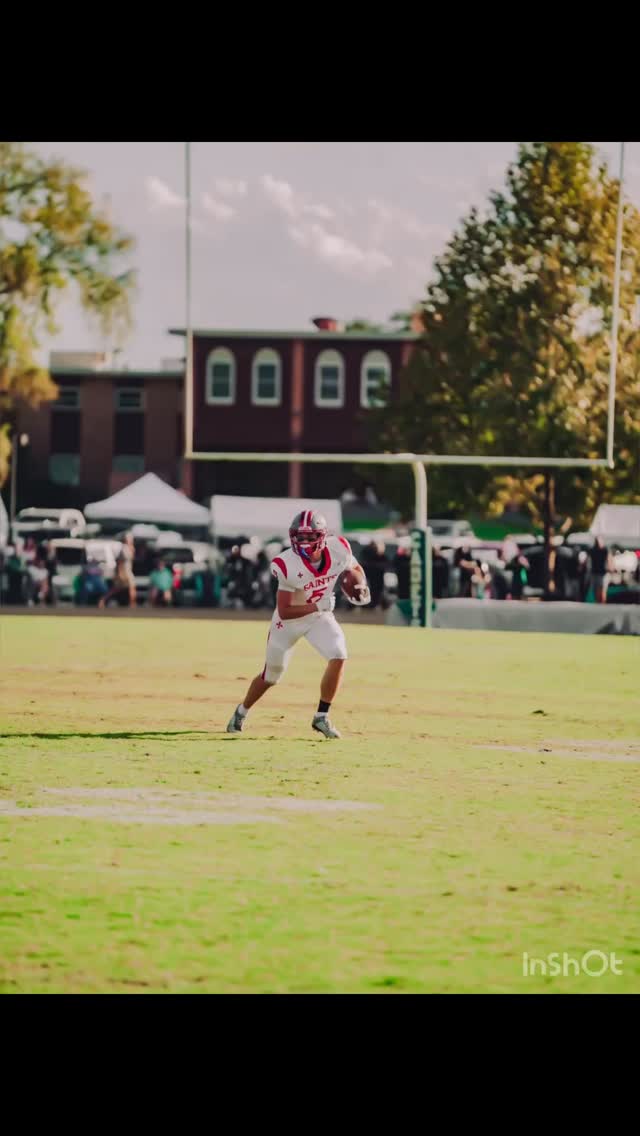 LEADING FROM THE FRONT… 113 kg (249 lbs) single, 102 kg (224 lbs) triples, 290 lbs (w/ 50 lbs chain) BS triple, and a 210 kg (462 lbs) trap DL single from JJ Tidwell (rising senior lacrosse, football, and track & field St. Christopher’s School athlete). Silently putting in the hours needed to be great…never complains, always early, and has the progress to show for it. KEEP IT UP young man!!! #Squat #Clean #Deadlift #Athlete #Strong
_________________________________
_________________________________
_________________________________
“Find your passion whatever it may be. Become it and it becomes you, and you will find great things.” — Bob Blanton ✅ CHECK US OUT ✅
www.totaltraininginc.com
_________________________________
_________________________________
👍 LIKE US ON FACEBOOK 👍
@totaltrainingincrva @jj.t.9