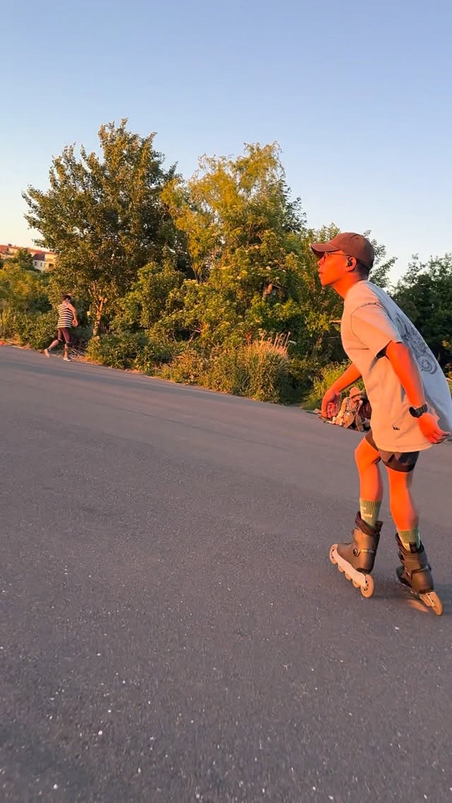 Eagle-S captured by @mago.pablo during a post @re.turn_berlin session.
I'm now starting to get back to the routine... Missing you loads and wishing you all move to Berlin 🤭
