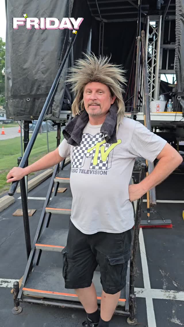 We continue our @cottlevillemo tour this Friday, June 12th @frankiemartinsgarden starting at 7pm!
#80smusic #80scoverband ##livemusic #livemusicstl #foodtruck