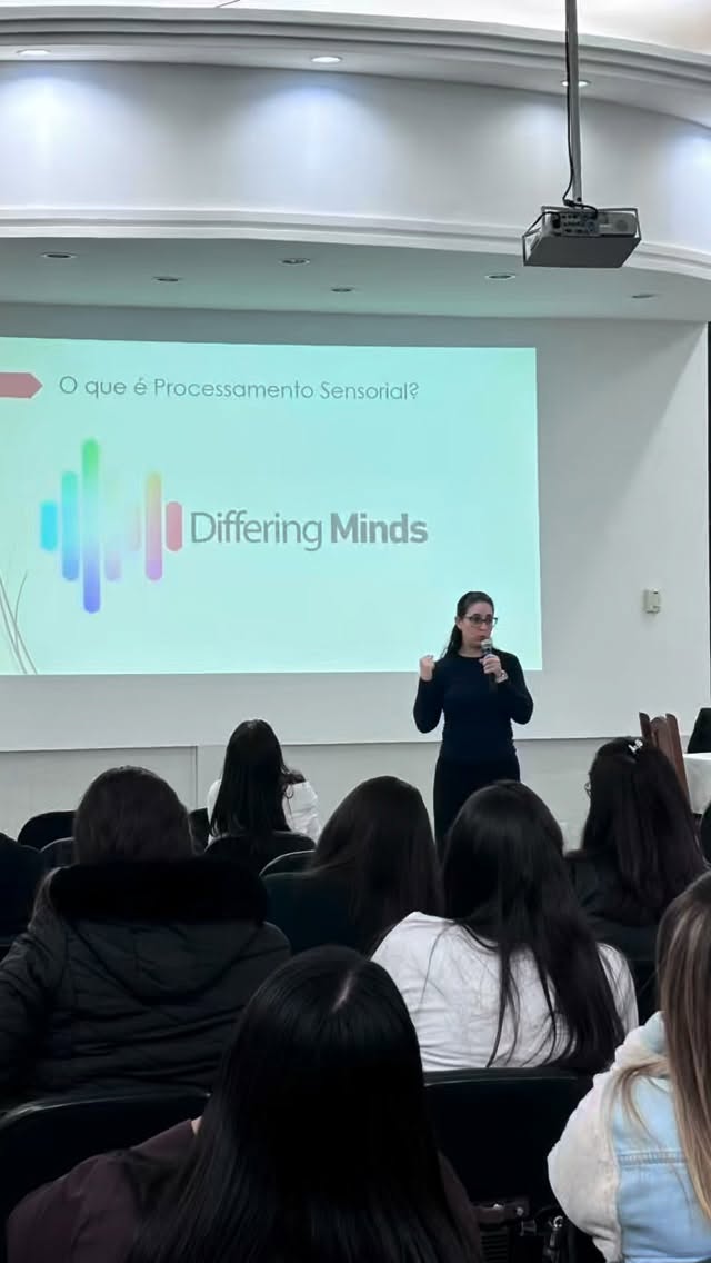Uma noite de aprendizado, acolhimento. 💙
A autonomia se constrói com apoio, respeito e oportunidades. Gratidão às palestrantes Letícia de Oliveira e Amanda Duarte por compartilharem conhecimento e inspiração conosco.
#autismo #terapiaocupacional #autonomiaseconstróicomapoio