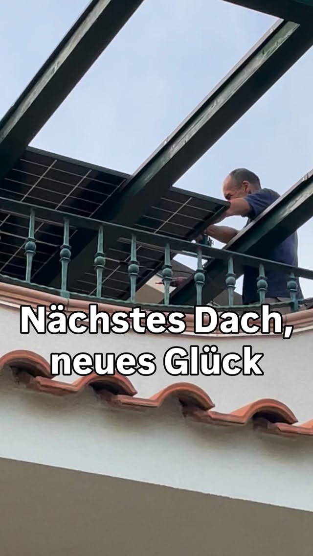 Nächstes Dach, neues Glück 🍀
#permakulturhostel #solar #photovoltaic