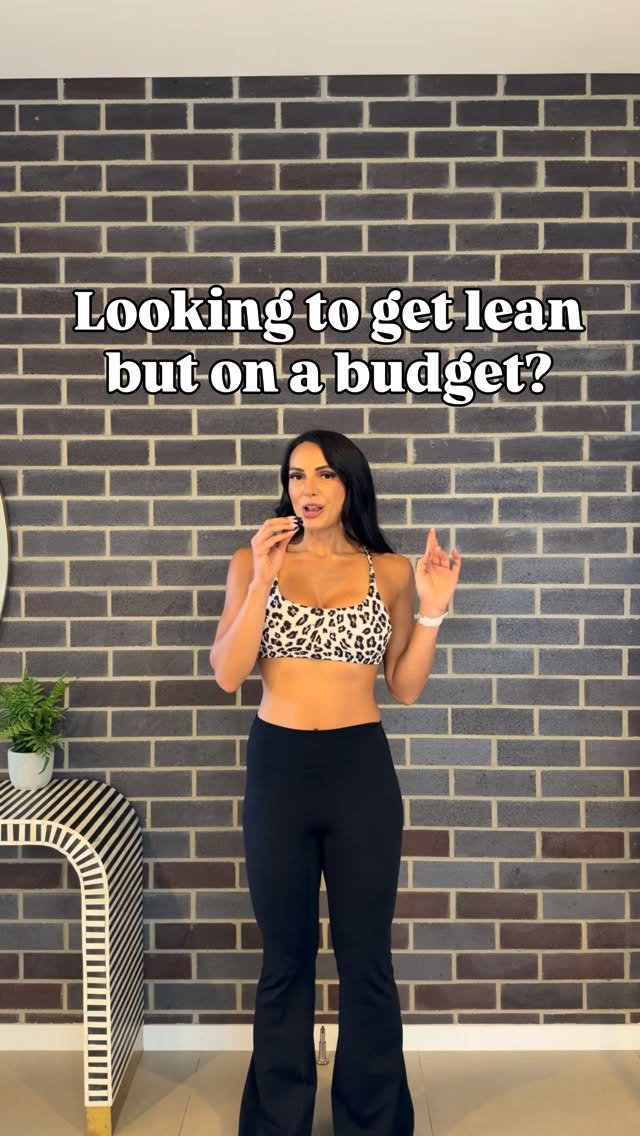 FULL DAY OF EATING 🍽️🔥
Straight from my brand new SHRED Program 👏
If you’re looking to lose body fat without eating boring meals, spending hours in the kitchen or cutting out your favourite foods, this program is for you 🤍
Inside you’ll find:
✅ Structured meal plans
✅ High-protein recipes
✅ Budget-friendly meals
✅ Takeaway cheat sheets
✅ Grocery lists
✅ Snack ideas
✅ Fat loss education
And most importantly... meals that actually taste GOOD 😍
Comment SHRED below and I’ll send you the link to my brand new program 💌✨
#fatlossmeals #weightlossjourney #highproteinrecipes