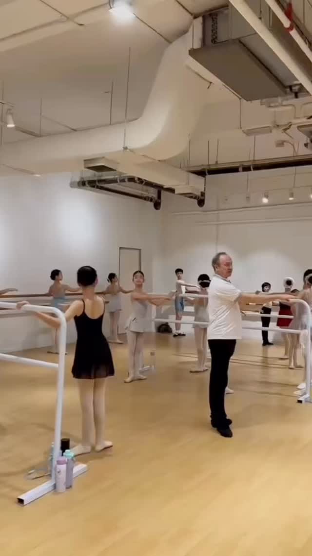 Happy Vladimir Issaev Day! 🤍
Celebrating Maestro Vladimir Issaev honoured annually by Miami-Dade County for his lifelong contributions to ballet and the arts ✨🌸