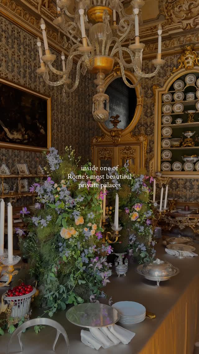 a step inside one of Rome’s most beautiful private palaces ✨
for a truly special evening,
one you’ll never forget.
Roma | Italy | italian life | roman palazzo | Italian tips | dinner |
hidden gems | chic | Italian guide | special experience | rome
.
.
#igitalia #romaitalia #romeitaly #italianlife #soirée