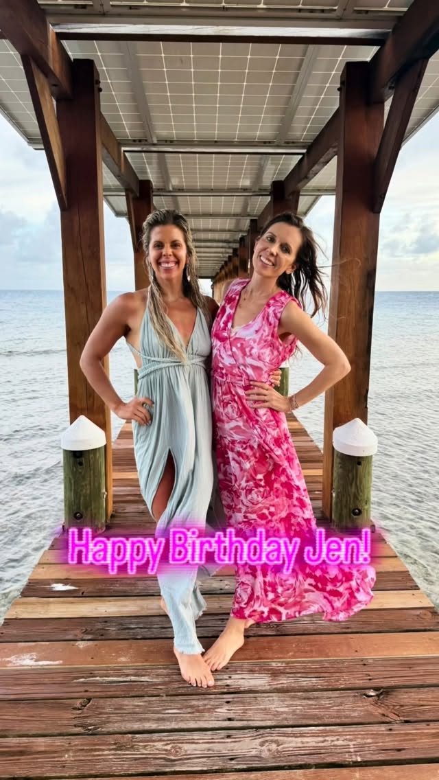 If you see this beauty today wish her a happy birthday! Love you sis, let’s keep playing together!
#happybirthday #geminiseason