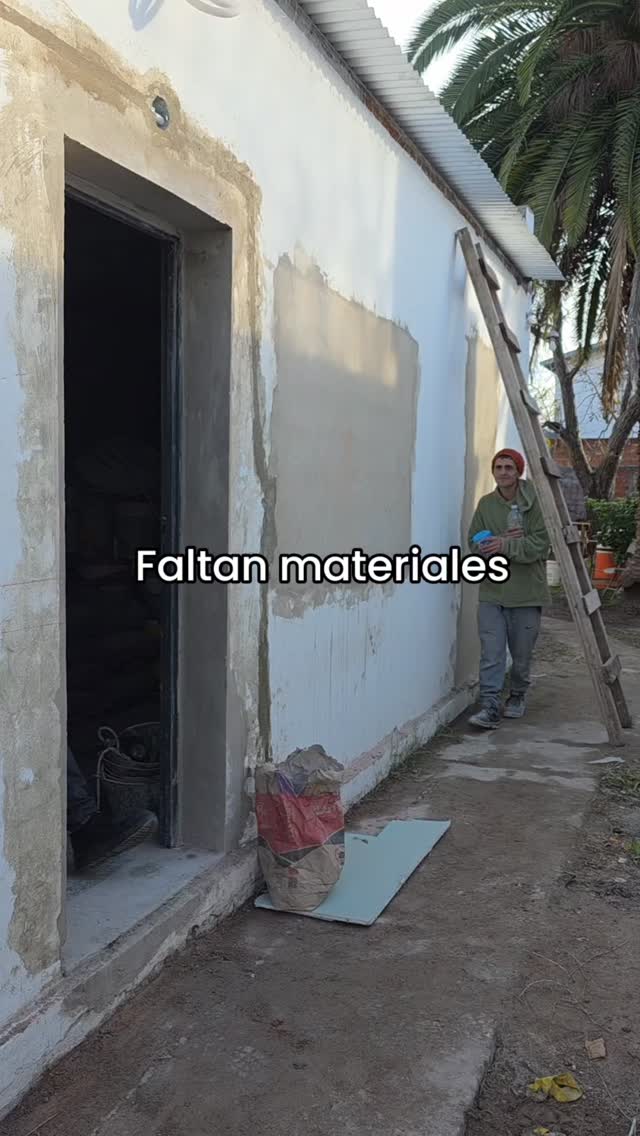 Un poquito de humor para alegrar el viernes que es finde largo! 🙌 quién dijo que a los arquis no nos viene bien nada? 🫣
#arquitectoscastelar #reformatotal #llaveenmano