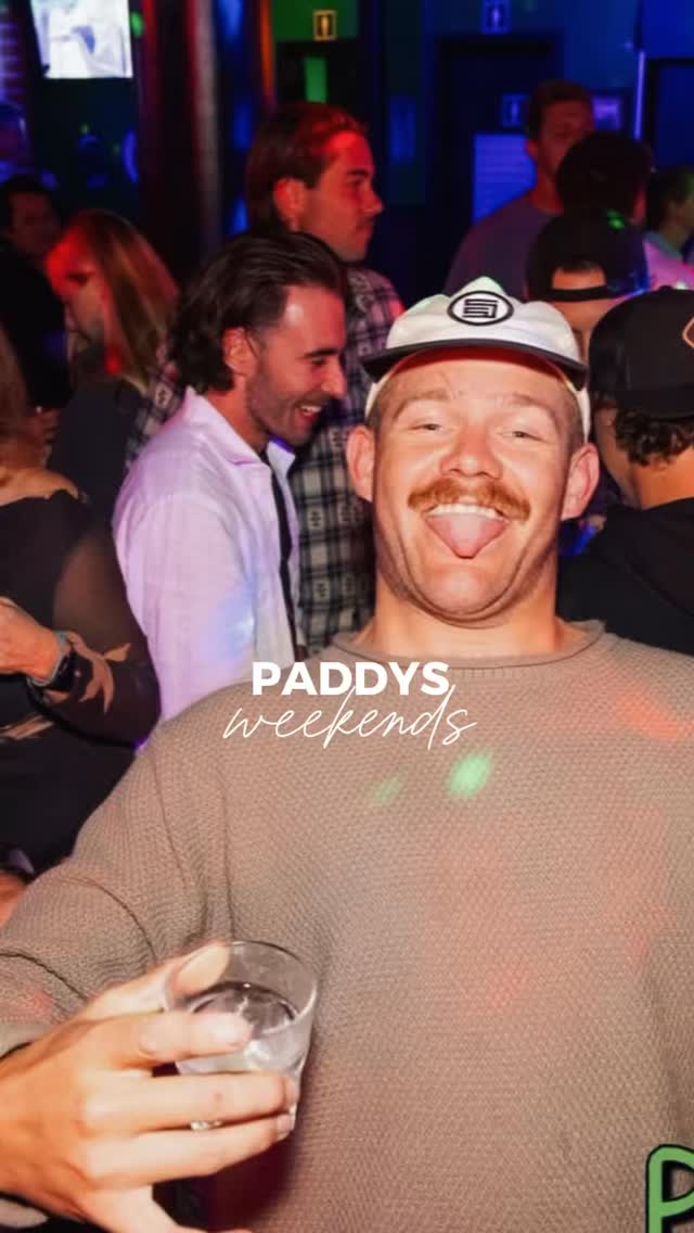 Paddy’s weekends hit different 📸🍻
who’s coming in this weekend? 👀
@scottywisonmusic + @baldi__solo + @kaishy.starr LIVE tonight AND Saturday from 8pm 🎸
📍 Paddy’s Airlie Beach | https://www.paddysairlie.com/whats-on
#PaddysAirlie #AirlieBeach #WeekendVibes #LiveMusic #WhitsundaysNightlife