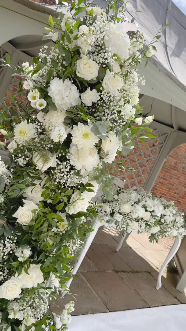 #weddingflowers #essexflorist #weddinginspiration #floraldesign #weddingflorals