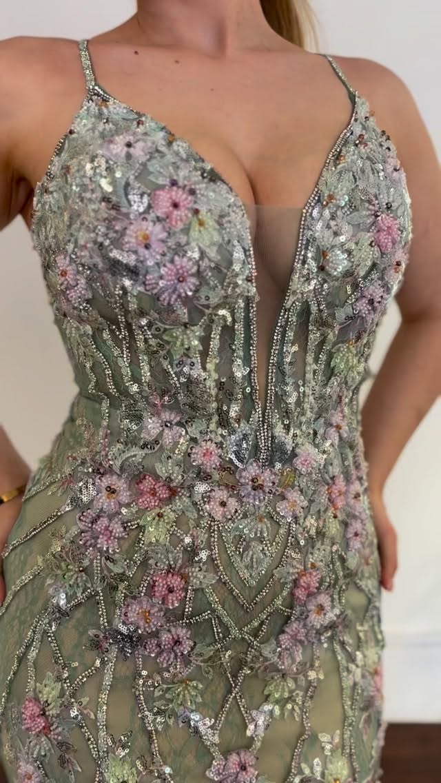 2027 COMING IN HOTTTTT 🔥🥵
Can you believe some 2027 styles are already delivering? EARLY SHOPPERS WE GOT YOU!
Can you believe the August/September calendars are already filling up? You girls know the drill… THE BEST ONES GO FIRST 🥰